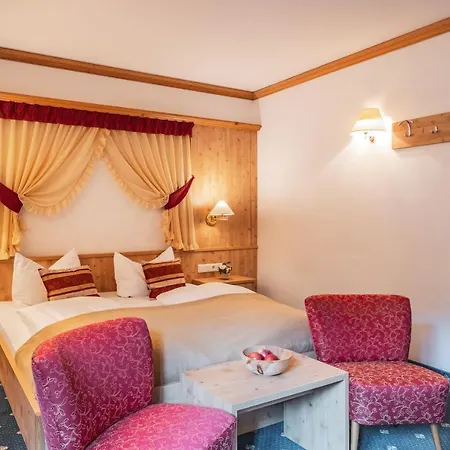 Erna Hotel